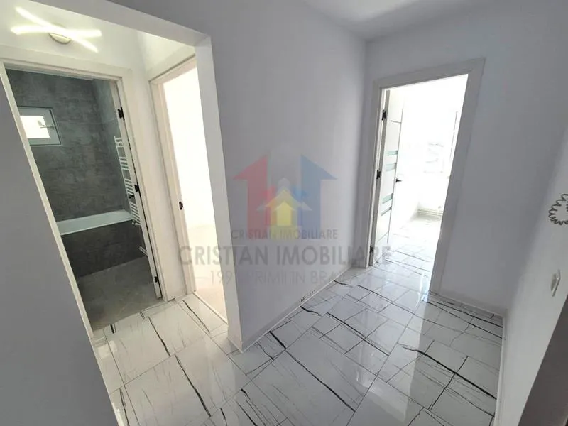 RENOVATA MODERN garsoniera zona Viziru 1, etaj 3 - foto 1