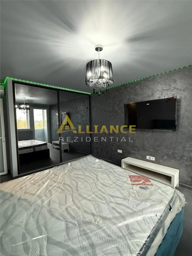 [Eroii Revolutiei] Apartament cu 2 camere, Complet renovat - Mobilat si Utilat - foto 4