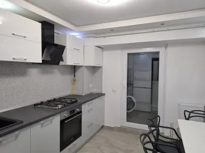 APARTAMENT cu 2 camere de inchiriat Casa de cultura  Icil - foto 4