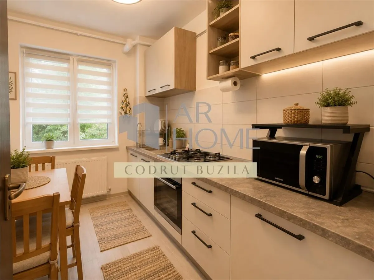 Inchiriere apartament 4 camere, modern,decomandat, zona Nord, Ploiesti - foto 4