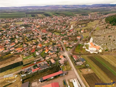 Teren roditor de peste 1.000mp cu casa traditionala, Sanzieni, Covasna - foto 11