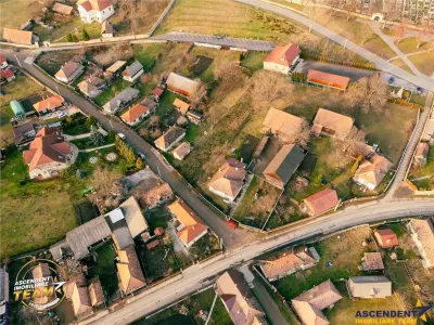 Teren roditor de peste 1.000mp cu casa traditionala, Sanzieni, Covasna - foto 14