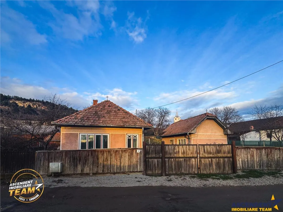 Teren roditor de peste 1.000mp cu casa traditionala, Sanzieni, Covasna - foto 18