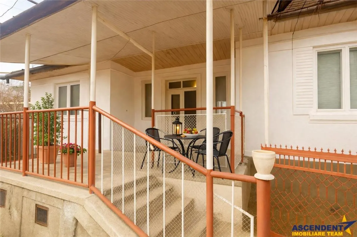 Casa 3 camere, Strada Agricultorilor, Unirii Targu Mures. - foto 1