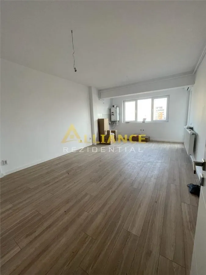 Vand apartament cu 2 camere tip studio I Metrou I 86000 ! - foto 4