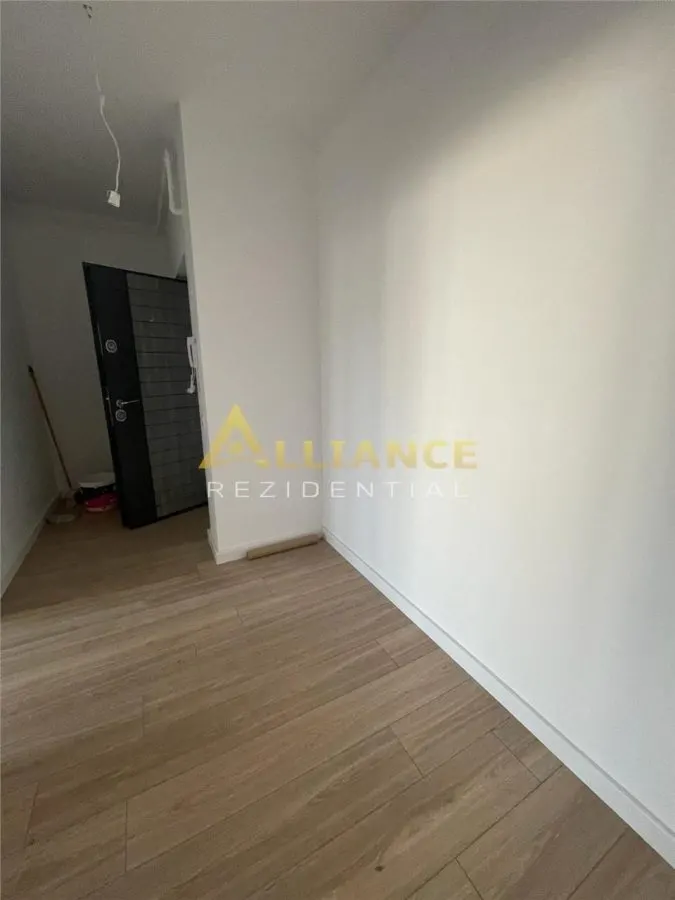 Vand apartament cu 2 camere tip studio I Metrou I 86000 ! - foto 5