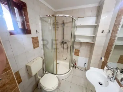 RECO Apartament cu 2 camere in Oradea zona Cantemir- Decomandat - foto 8