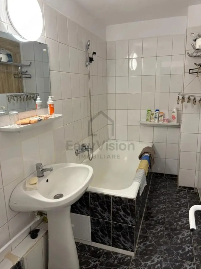 Apartament 4 camere de închiriat | Biblioteca Națională â€“ Sector 3 110 mp - foto 5