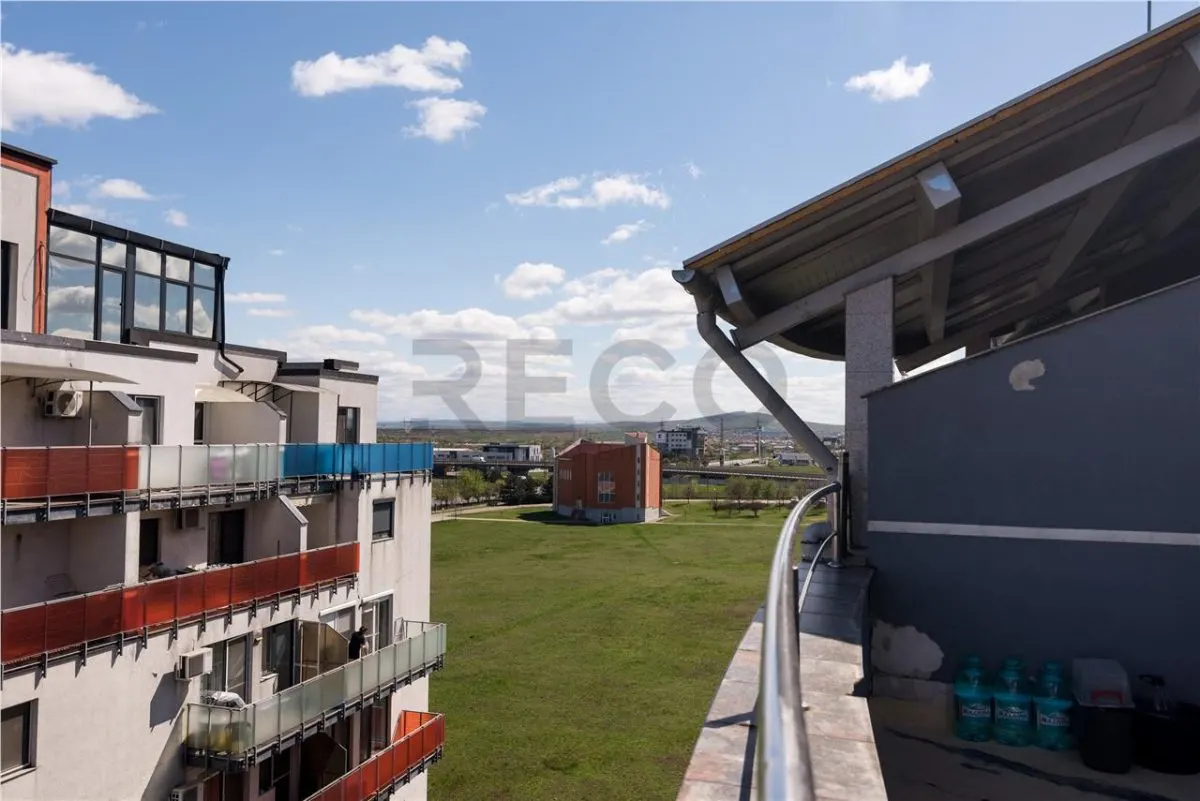 RECO Apartament 2 camere, zona Nufarul Plaza, terasa 32 mp si parcare - foto 17