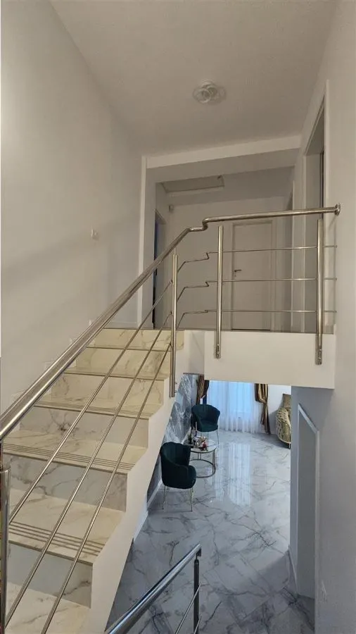 Popesti-Leordeni, Vila individuala cu piscina, mobilata-utilata modern, disponibila imediat - foto 13