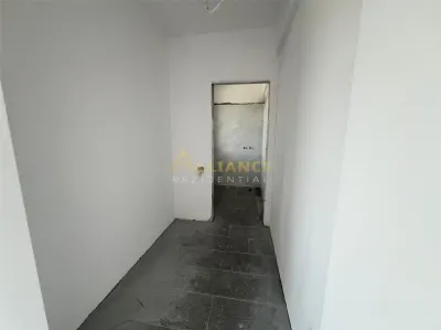 Vila Individuala - 5 camere-3 bai-Strada Miorita-500 M  de STV - foto 17