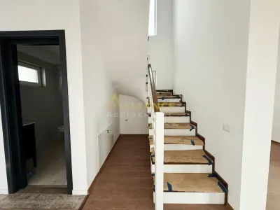 Vila cu 4 camere în ansamblu rezidential exclusiv - Comuna Berceni - foto 11