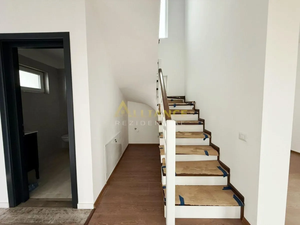 Vila cu 4 camere în ansamblu rezidential exclusiv - Comuna Berceni - foto 11