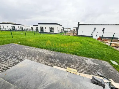 Vila cu 4 camere în ansamblu rezidential exclusiv - Comuna Berceni - foto 3