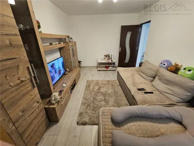 Apartament 2 camere decomandat, renovat, parter inalt â€“ zona Astra - foto 3