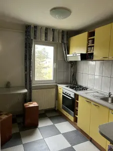Apartament cu 2 camere, Gemenii , renovat ,mobilat ,96500 Euro neg - foto 2
