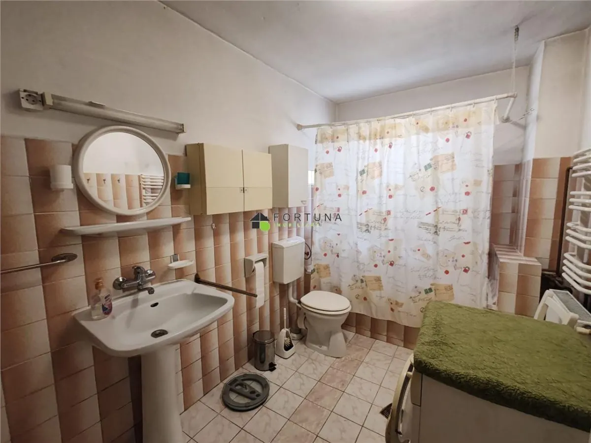 Casa individuala , teren 717 mp - Sacele - foto 14