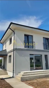 Casa Individuala Darasti Magurele 3 camere 2 bai teren 440 mp - foto 2