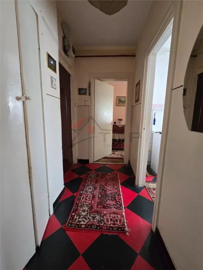 Apartament 3 camere semidecomandat, Podu Ros - Cantemir - foto 6