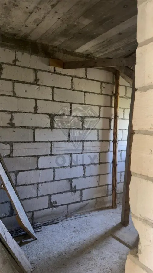 Casa P+1E la rosu de vanzare in Valea Doftanei | Teren 1000 mp | Trăisteni - foto 10