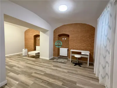 Spatiu comercial/birouri de inchiriat, 45 mp, in Centru - Targu Mures