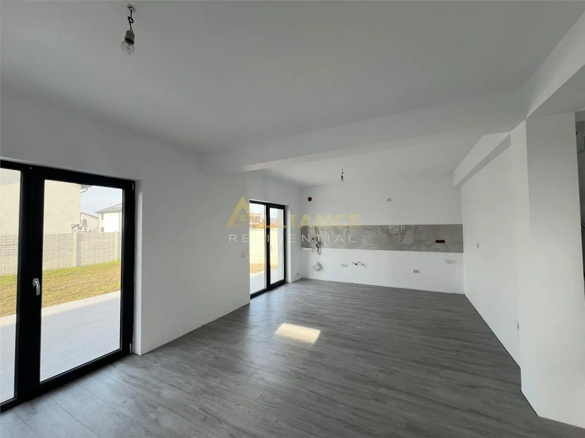 Vila individuala - 4 camere - 2 bai - 145mp utili - teren 450mp - foto 10