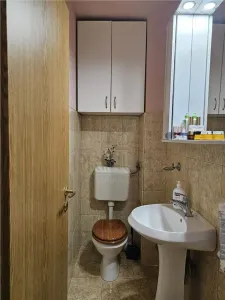 DAMBOVITA- 3 CAMERE- 2 BAI- 2 BALCOANE IZOLATE - foto 5