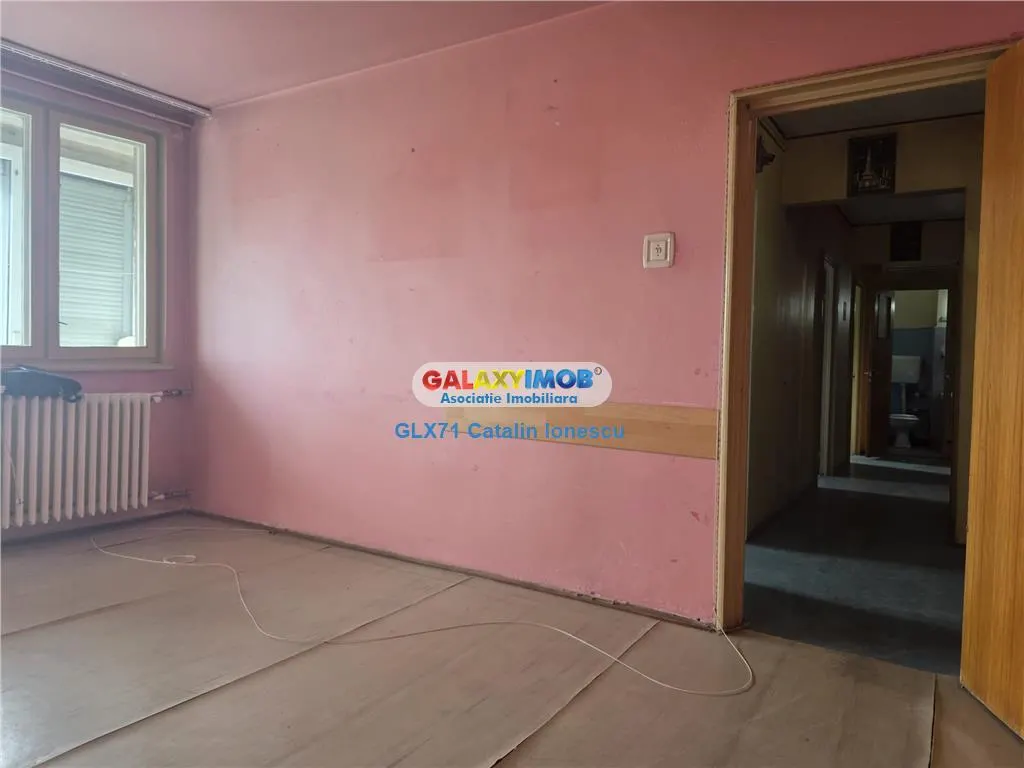 Vanzare apartament decomandat 3 camere Drumul Taberei - foto 2