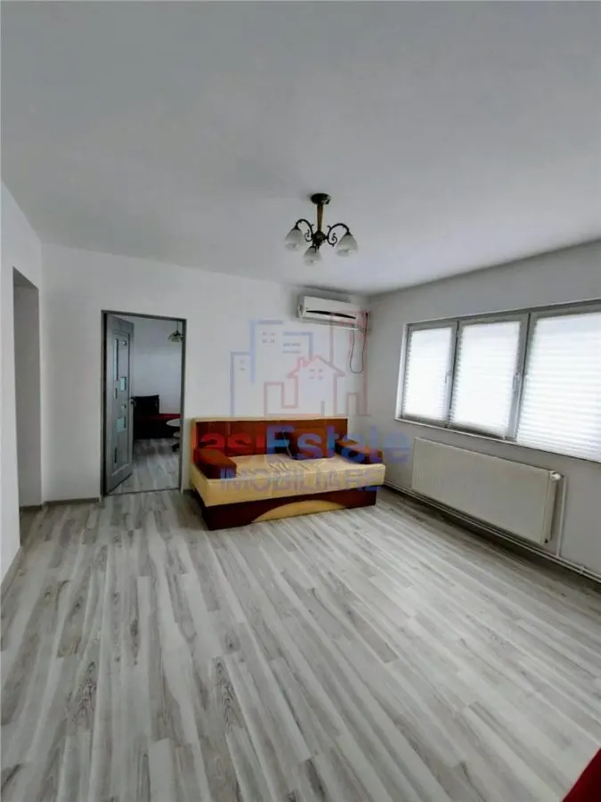 Apartament 3 camere Palas - foto 1