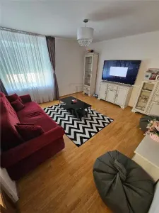 Freidorf, casa individuala, 3 camere, 2 dormitoare, decomandat - Timisoara