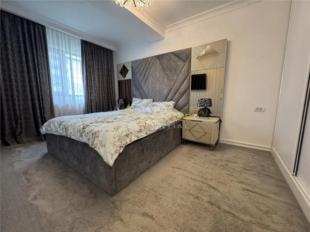 Vila SUPERBA | 7 camere - Mobilata si Utilata | 265 MPU - foto 12