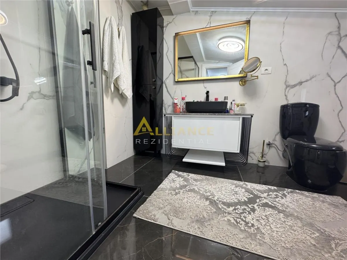 Vila SUPERBA | 7 camere - Mobilata si Utilata | 265 MPU - foto 17