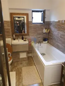 Partial Mobilat - Utilat 3 camere, zona Bariera,etaj 6 - foto 7