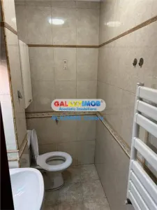inchiriez apartament 3 camere - foto 8