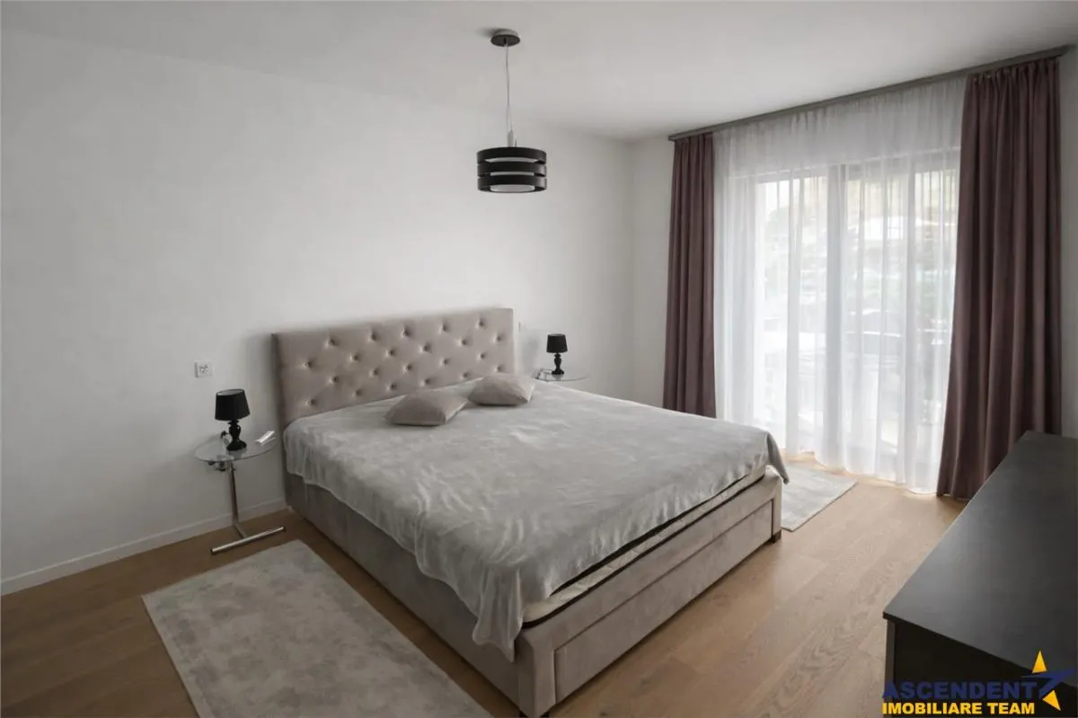 Lux, decomandat, balcon, loc parcare, Cosmopolit, Brasov - foto 3
