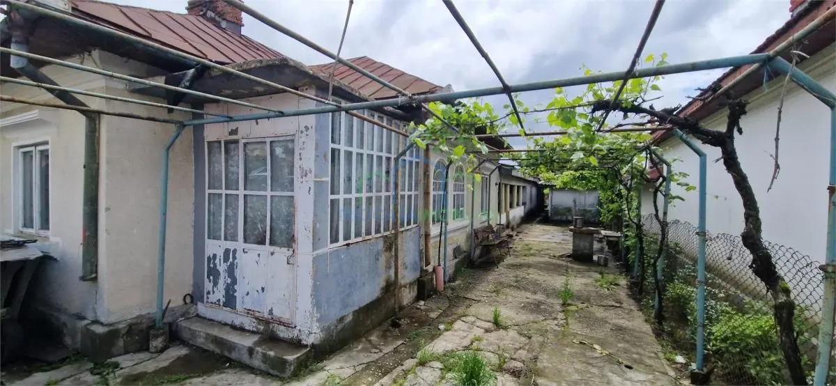 CASA DE VANZARE IN FILIASI , TEREN INTRAVILAN 1122 mp - foto 2