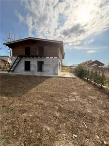 RECO Casa / Cvadruplex de vanzare in Baile 1 Mai , aproape de Aqua Park Venus - Haieu
