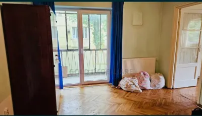 Apartament 2 camere de vânzare  Zona Bilascu, lângă Școala Nicolae Iorga - Baia Mare