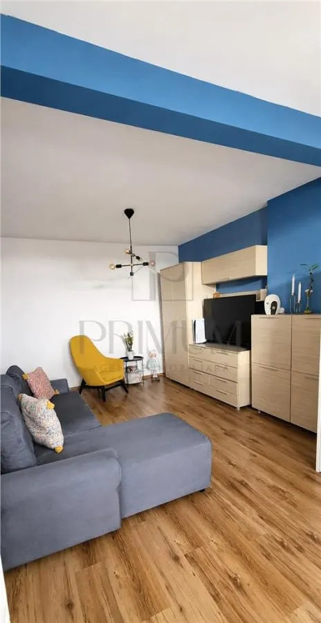 LIPOVEI - DECOMANDAT - 2 CAMERE - MANSARDA - CENTRALA PROPRIE - CLIMA - foto 1