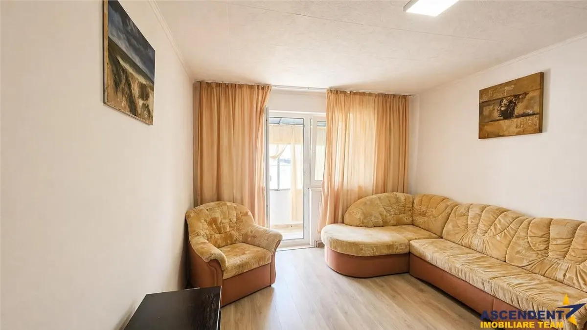 Apartament 2 camere, zona centrala Codlea, mobilat, balcon inchis - foto 1