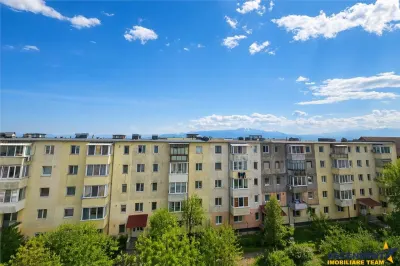 Apartament 2 camere, zona centrala Codlea, mobilat, balcon inchis - foto 3