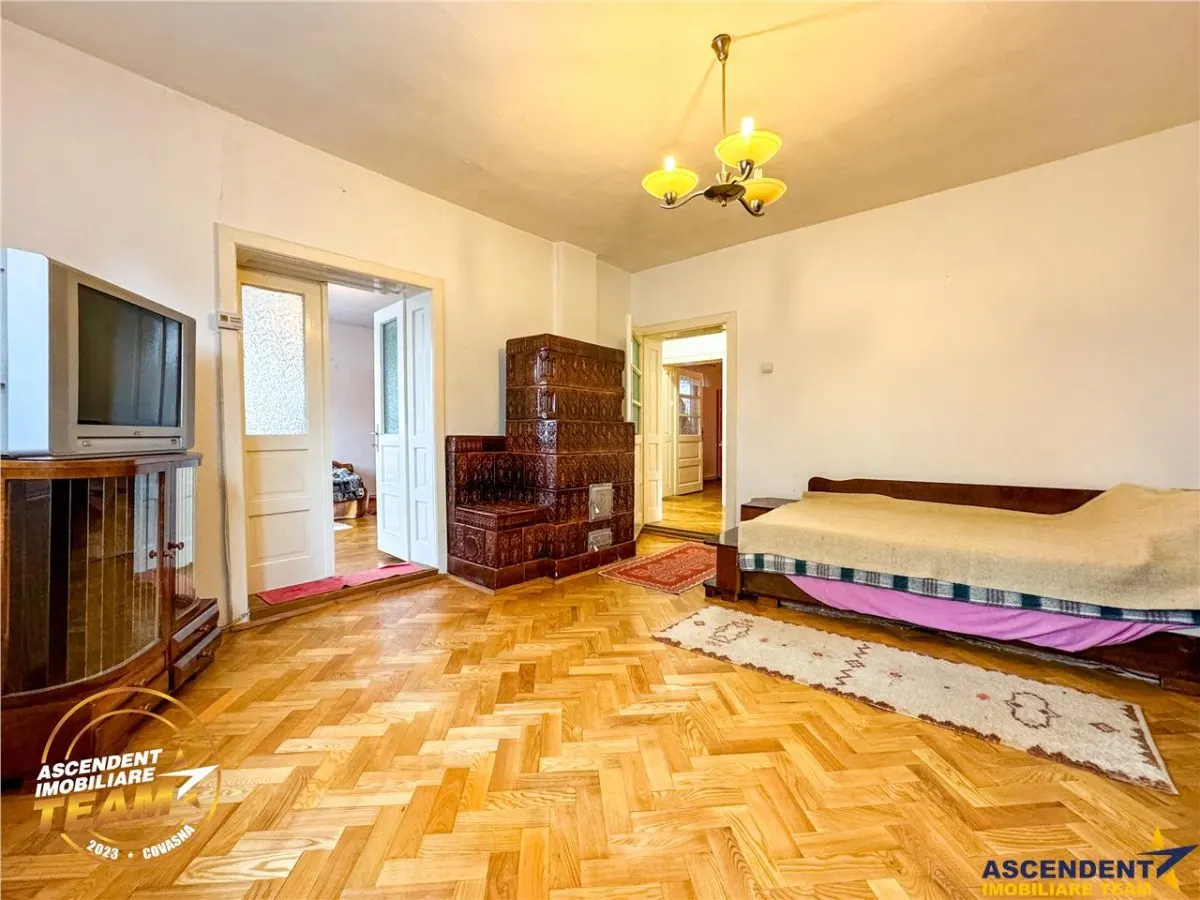 FILM&3D! Casa ospitaliera,curte si gradina asortata,arie linistita,Simeria,Sfantu Gheorghe - foto 3