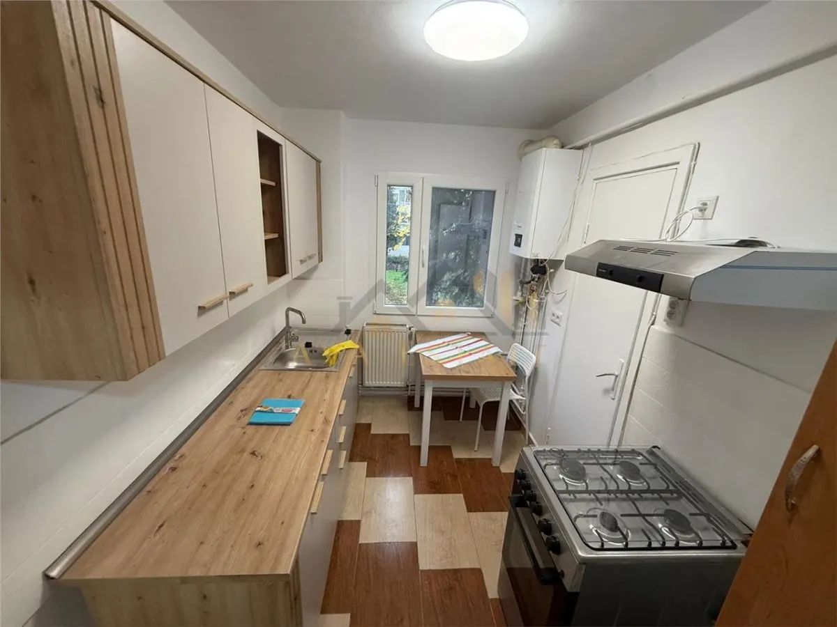 Apartament 3 camere, et.1, 65 mp+centrala - Zona Circumvalatiuni - foto 12