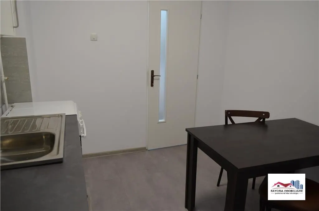 Ap. 2 Camere Mobilat si Utilat cu Parcare Privata Zona 7 Noiembrie - foto 8