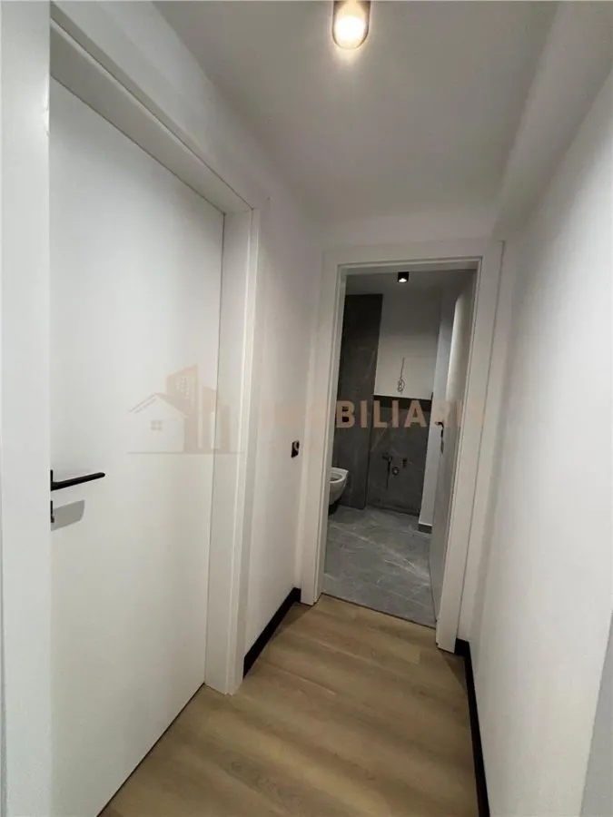 Spatiu comercial disponibil la vanzare - foto 7