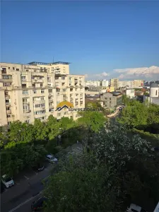 Bulevardul Burebista-Decebal Garsoniera Spatioasa-Luminoasa - foto 10
