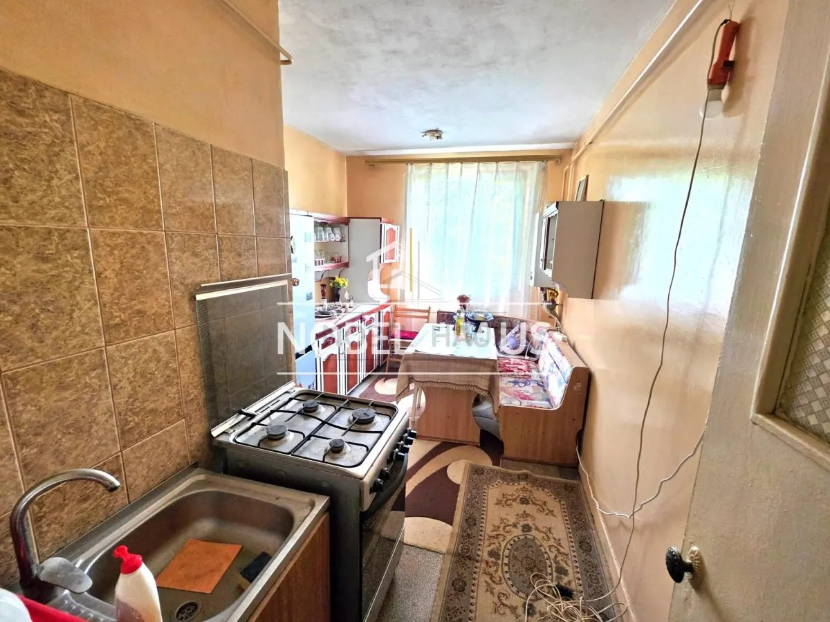 Apartament 3 camere, etajul 3, zona Gradina - foto 4