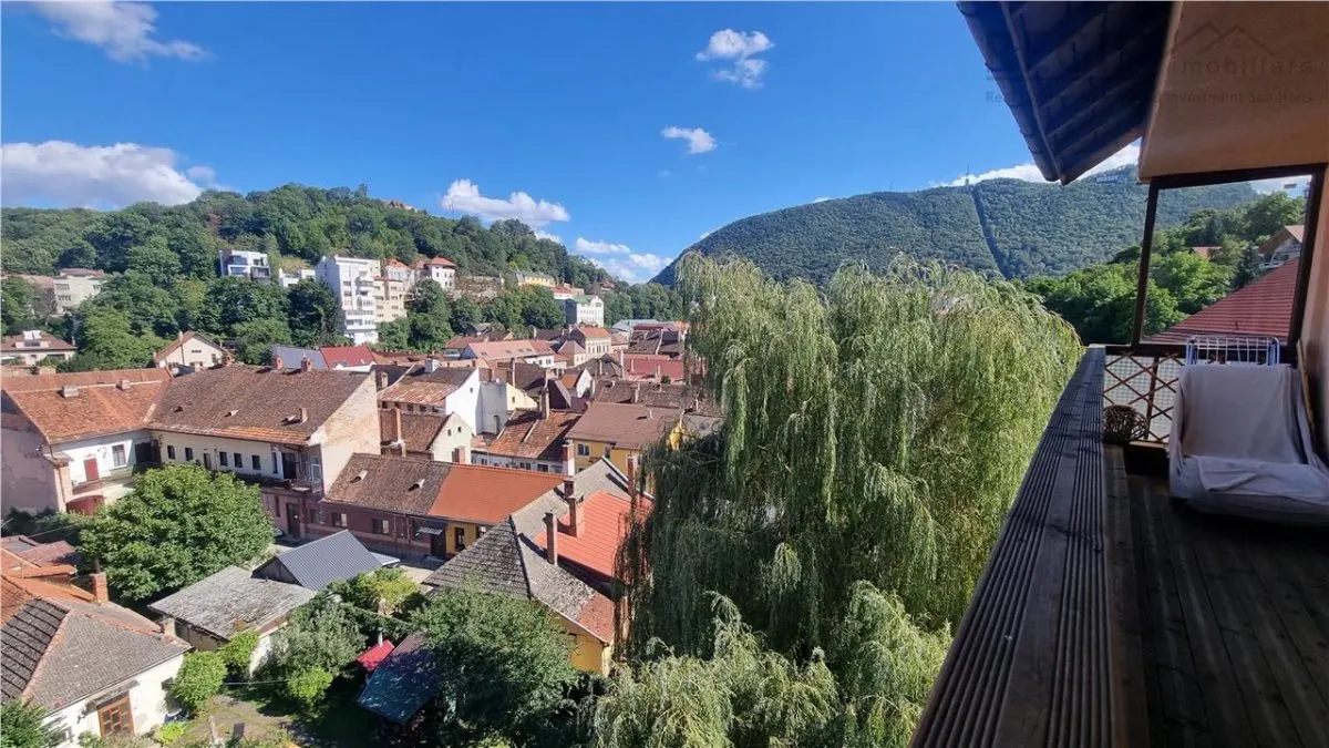 Apartament de trei camere zona Centrul Istoric - foto 1
