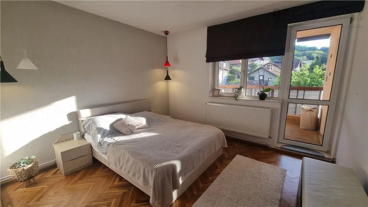 Apartament de trei camere zona Centrul Istoric - foto 6