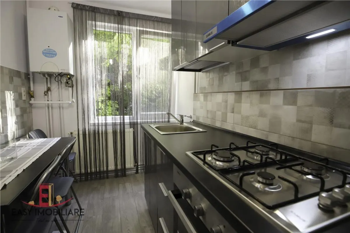 Apartament 2 camere, ultracentral, etaj 1, prima inchiriere, Str. Tineretului - foto 5